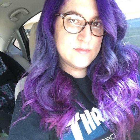 Meet your Posher, Natalie - Picture 2 of 2